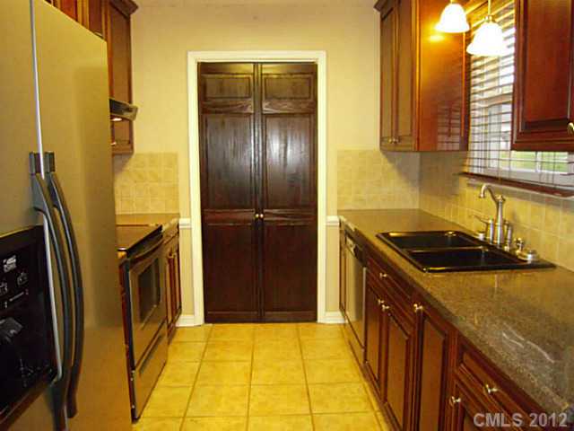 4901 Farmview Dr, Monroe, NC 28110 photo 8