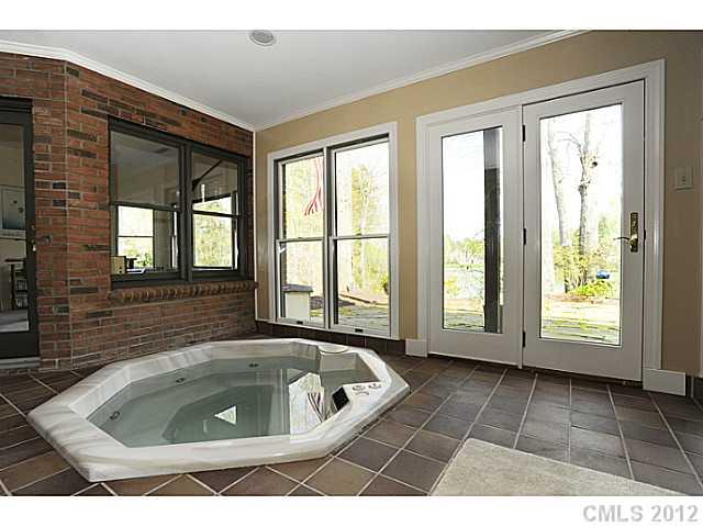 18810 Derbyton Way, Davidson, NC 28036 photo 12