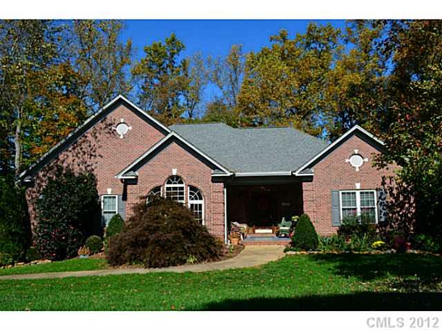 2897 NE Palmer Dr, Conover, NC 28613 photo 1