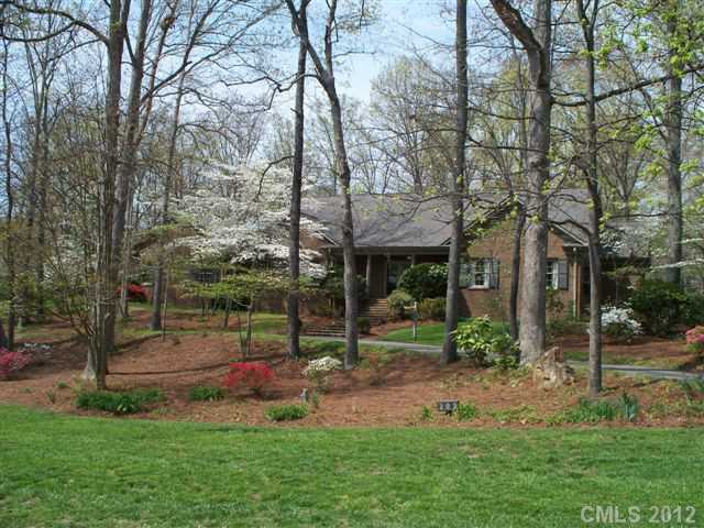 305 Stuart Dr, Salisbury, NC 28144 photo 1