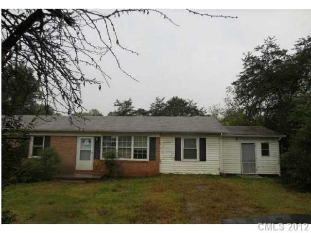 110 Independence Loop, Statesville, NC 28625 photo 1