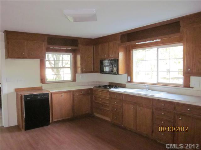 3633 Harmony Hwy, Harmony, NC 28634 photo 6