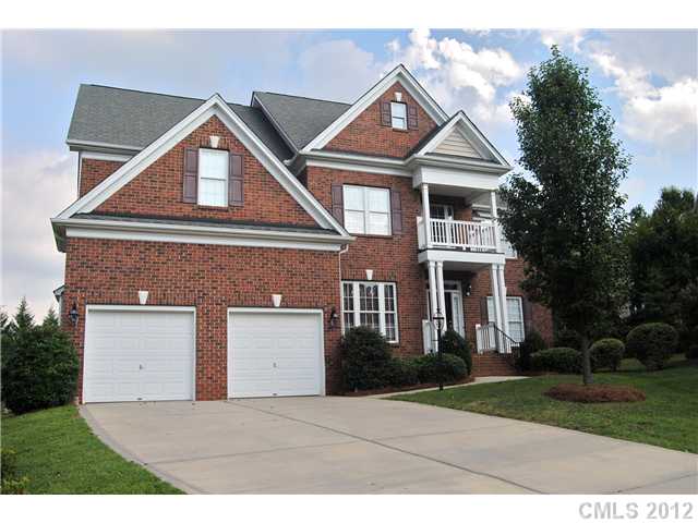 19116 Glouster Ct, Cornelius, NC 28031 photo 1