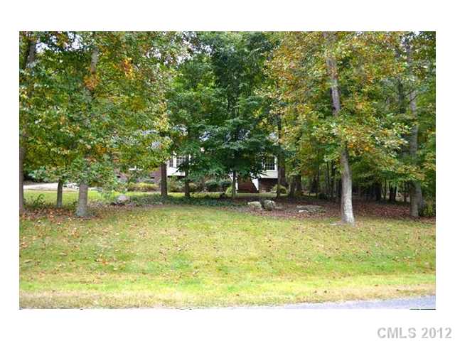 5467 Ashbury Ln, Davidson, NC 28036 photo 2