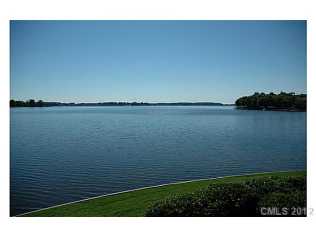 18227 Capstan Greens Rd, Cornelius, NC 28031 photo 4
