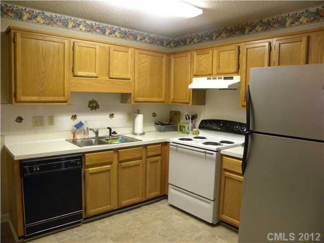 2403 Devon Dr, Monroe, NC 28110 photo 2