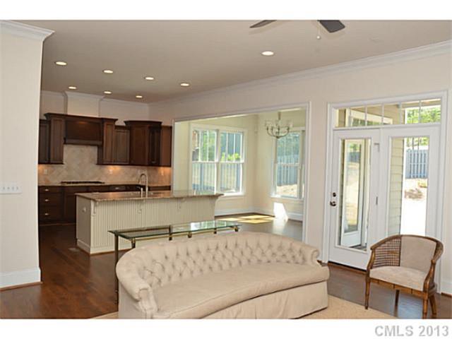 1008 Periwinkle Ln, Fort Mill, SC 29708 photo 4