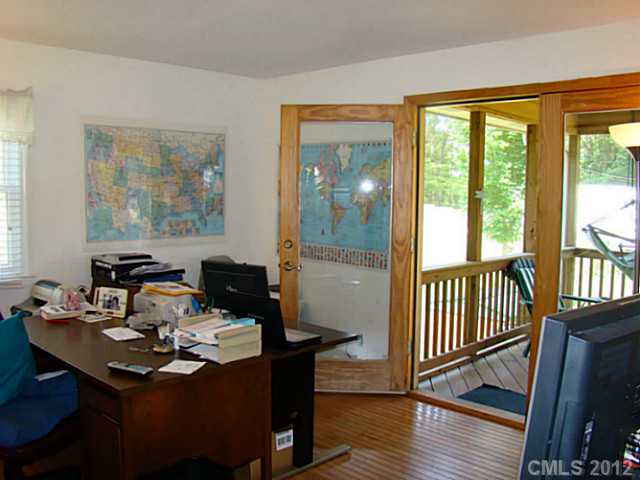 4204 Mcgee Point Rd, Terrell, NC 28682 photo 7