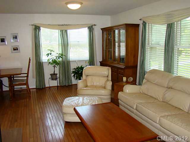 4204 Mcgee Point Rd, Terrell, NC 28682 photo 3