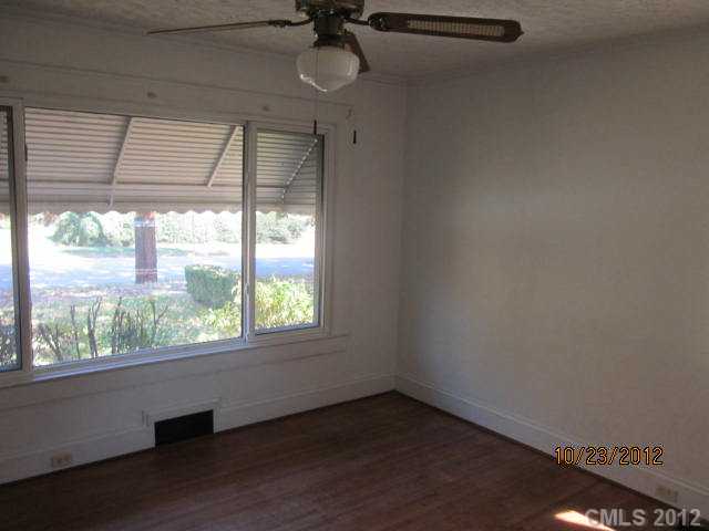 823 E Liberty St, Salisbury, NC 28144 photo 5
