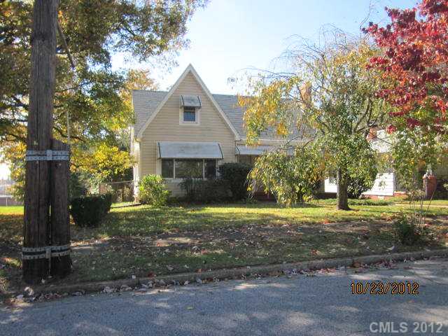 823 E Liberty St, Salisbury, NC 28144 photo 1