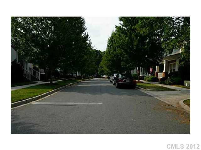 210 Ohenry Ave, Davidson, NC 28036 photo 11