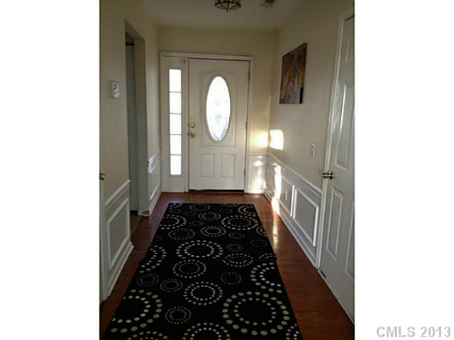 1519 Rumstone Ln, Charlotte, NC 28269 photo 3