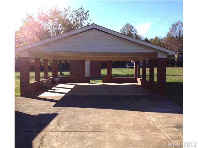 6001 Greyfield Dr, Monroe, NC 28110 photo 3