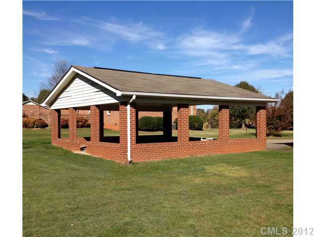 6001 Greyfield Dr, Monroe, NC 28110 photo 2