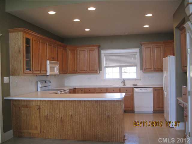 2206 Irby Rd, Monroe, NC 28112 photo 4