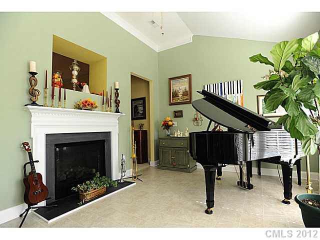 7530 Common Oak Dr, Stanley, NC 28164 photo 6