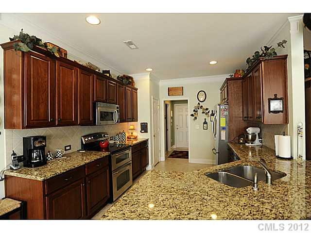7530 Common Oak Dr, Stanley, NC 28164 photo 8