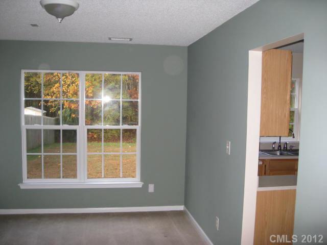 1610 Summit Ridge Ln, Kannapolis, NC 28083 photo 5