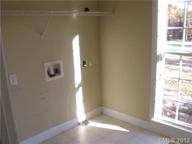 3221 Oglethorpe Ln, Monroe, NC 28110 photo 9