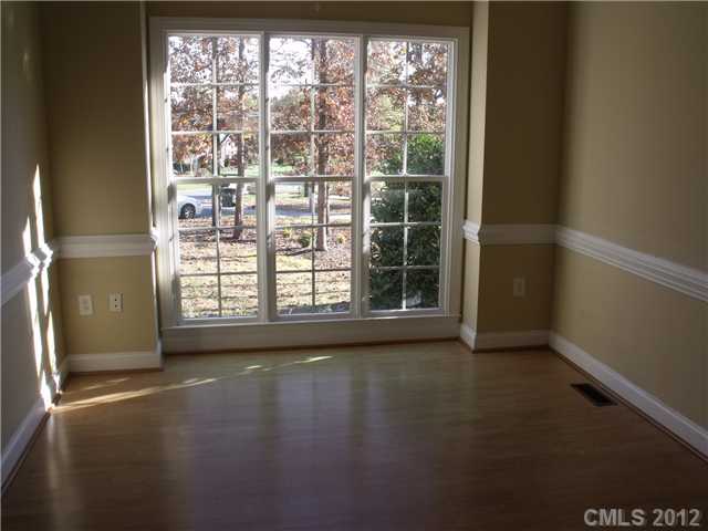 3221 Oglethorpe Ln, Monroe, NC 28110 photo 3