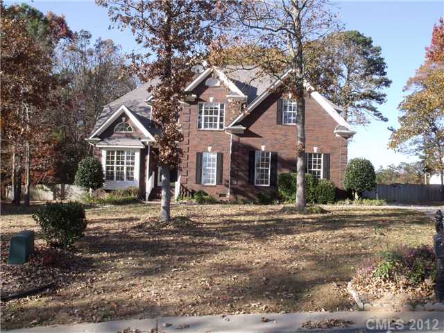 3221 Oglethorpe Ln, Monroe, NC 28110 photo 1