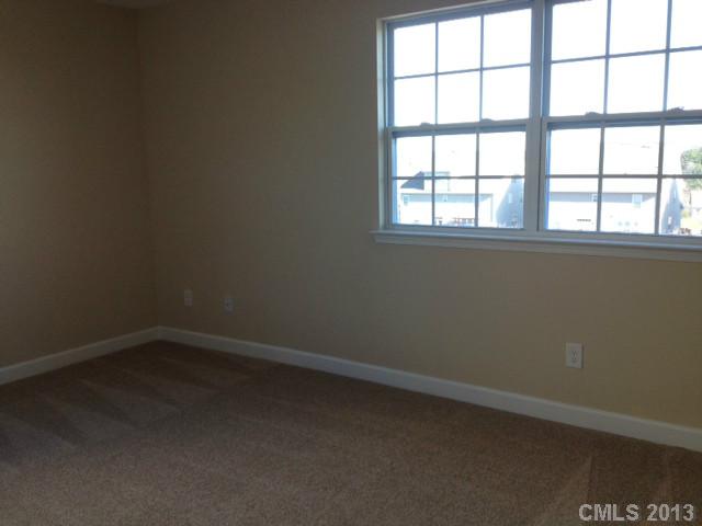 10022 Casa Nuestra Dr, Charlotte, NC 28214 photo 12