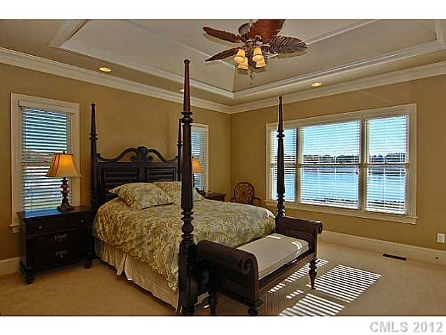 7106 Windaliere Dr, Cornelius, NC 28031 photo 12
