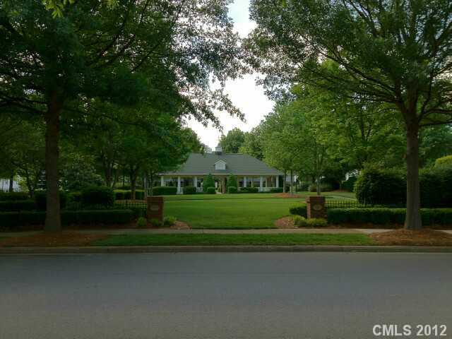9806 Willow Leaf Ln, Cornelius, NC 28031 photo 8