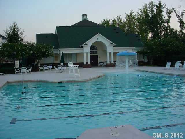 9806 Willow Leaf Ln, Cornelius, NC 28031 photo 7