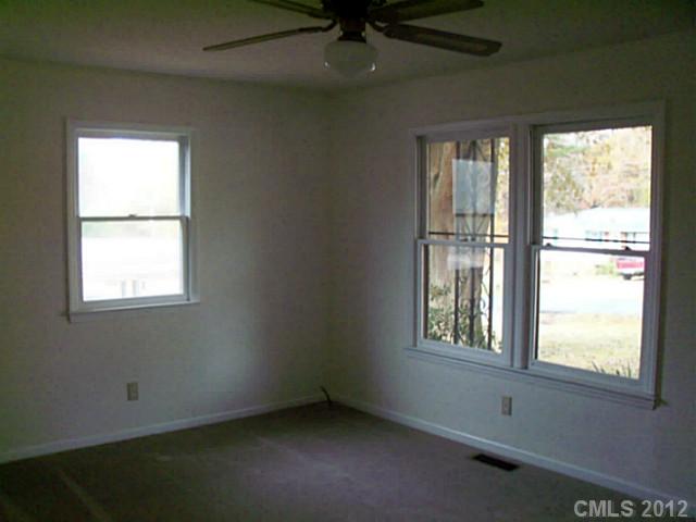 403 Maple St, Locust, NC 28097 photo 5