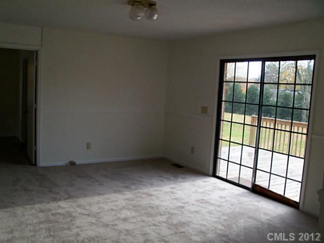 403 Maple St, Locust, NC 28097 photo 4