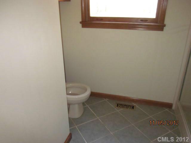 8075 Mauney Rd, Mount Pleasant, NC 28124 photo 10