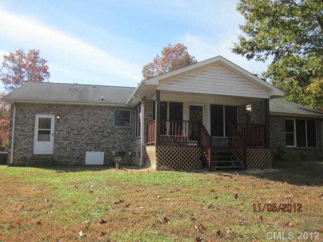 8075 Mauney Rd, Mount Pleasant, NC 28124 photo 3
