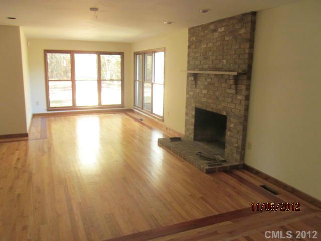 8075 Mauney Rd, Mount Pleasant, NC 28124 photo 4
