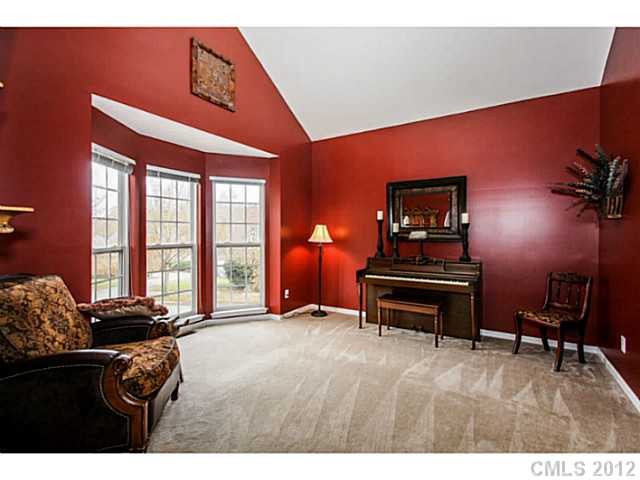 19724 Outermark Ln, Cornelius, NC 28031 photo 2