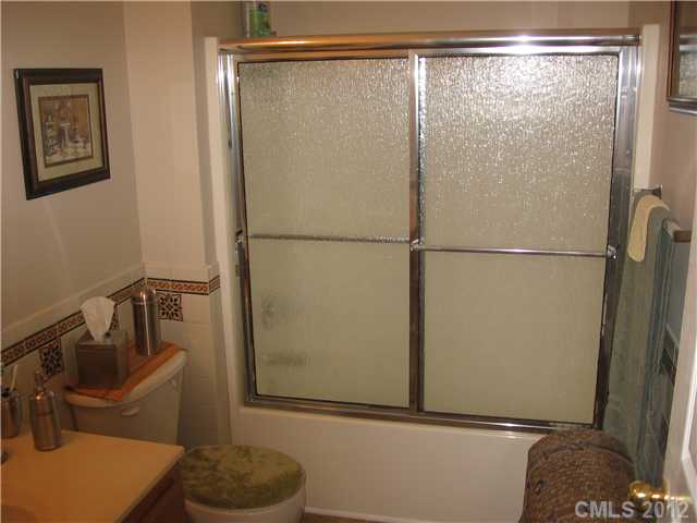 18605 Ruffner 1b Dr #1B, Cornelius, NC 28031 photo 12