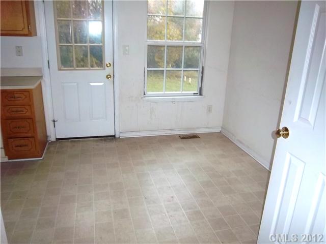 711 Carr St, Monroe, NC 28110 photo 4