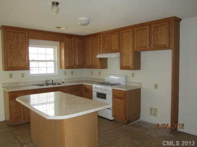 2410 Roberta Rd, Concord, NC 28027 photo 5
