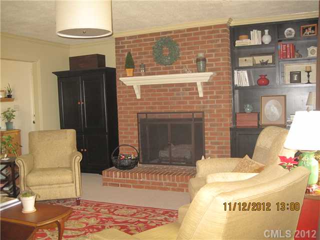 2010 Barkley Cir, Monroe, NC 28112 photo 2