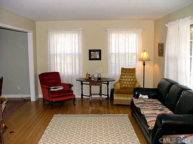 4200 Wright Ave, Charlotte, NC 28211 photo 3