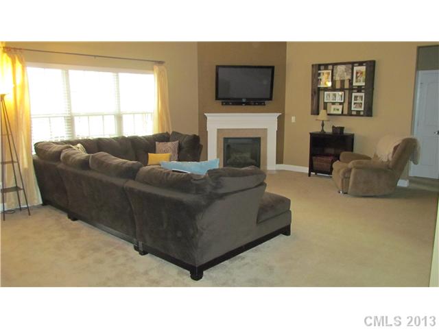 7201 Caley Ln, Denver, NC 28037 photo 3