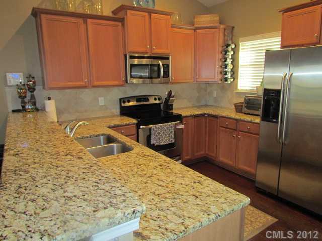 7201 Caley Ln, Denver, NC 28037 photo 2