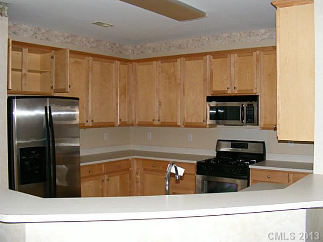 15439 Crossing Gate Dr, Cornelius, NC 28031 photo 2