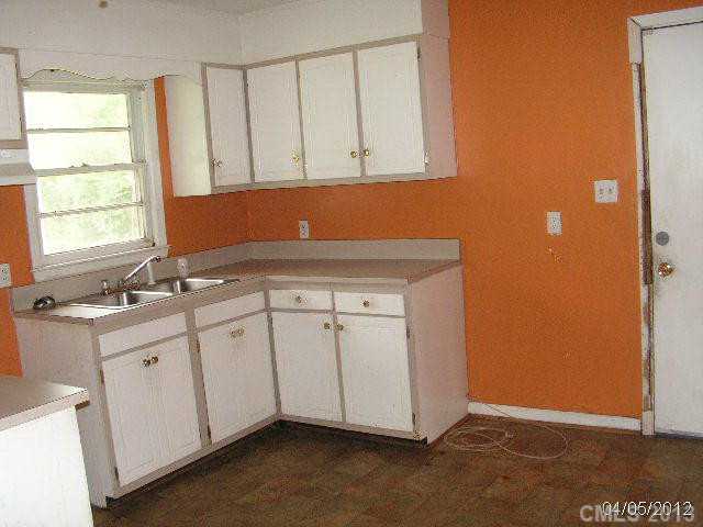 5534 Second Rd, Wilson, NC 27893 photo 2