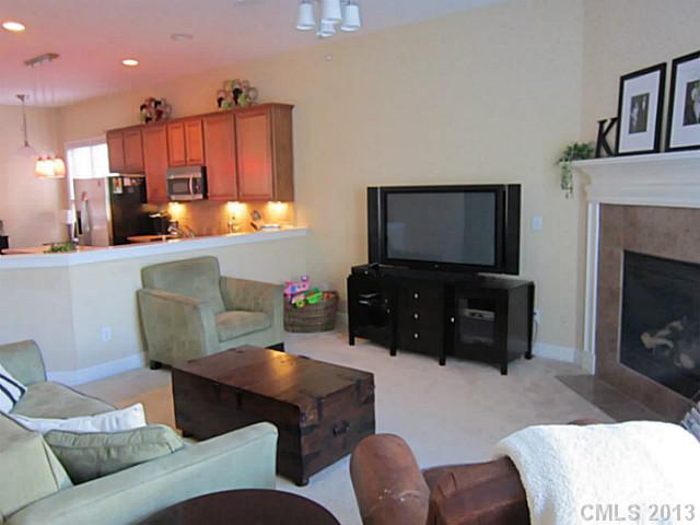 435 Third Baxter St, Fort Mill, SC 29708 photo 2