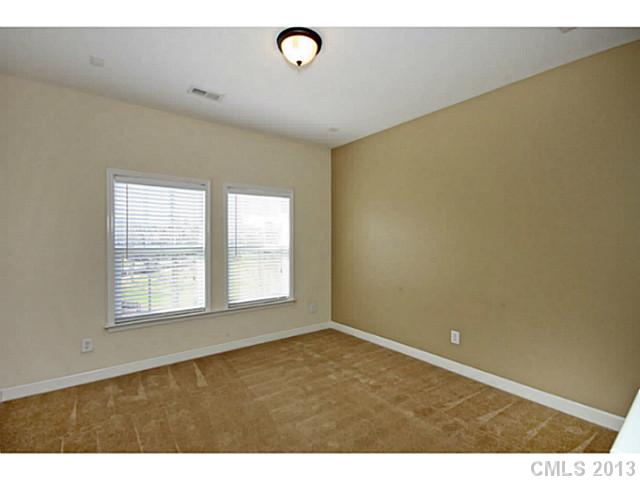 19339 Windjammer Cir, Cornelius, NC 28031 photo 12