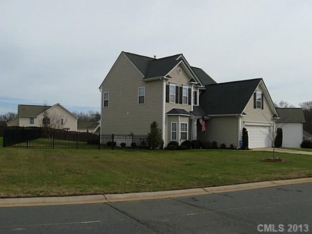 6008 Pine Cone Ln, Monroe, NC 28110 photo 2