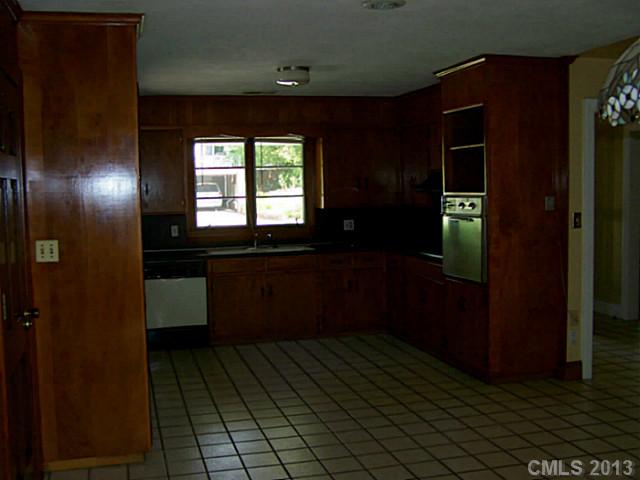 1109 Emerald Dr, Salisbury, NC 28144 photo 5