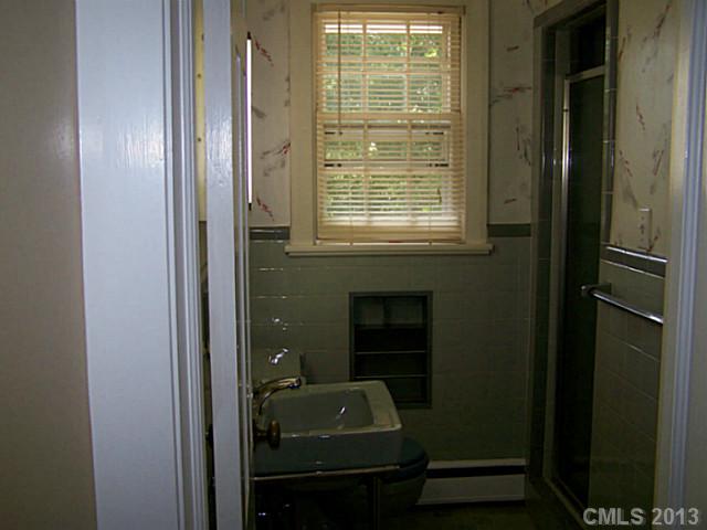 1109 Emerald Dr, Salisbury, NC 28144 photo 9
